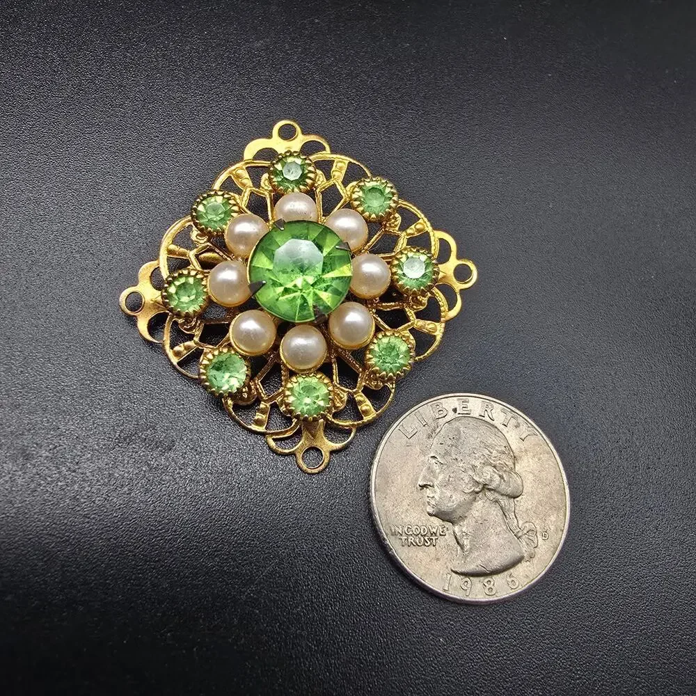 Green Rhinestone Faux Pearl Brooch Gold Tone Filigree Vintage Jewelry